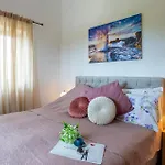 Awesome Home In Cabrunici * Cabrunici