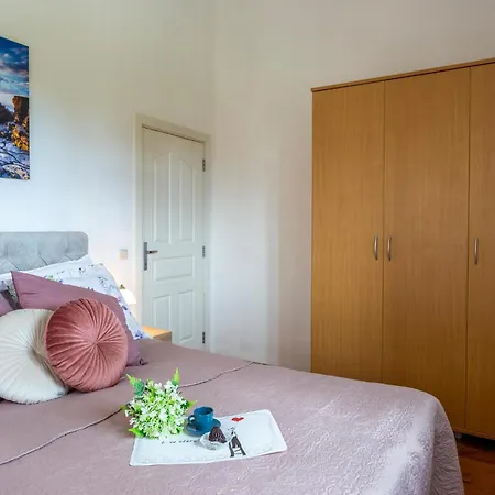 3 Bedroom Gorgeous In * Cabrunici