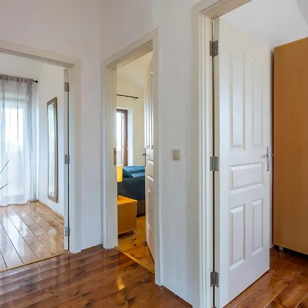 Casa vacanze 3 Bedroom Gorgeous In Cabrunici