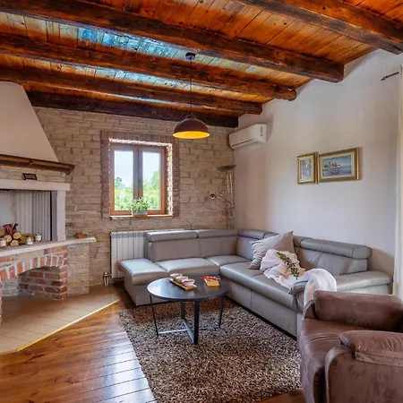 3 Bedroom Gorgeous In *