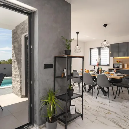 Gorgeous In With Wifi Holiday home Jursici