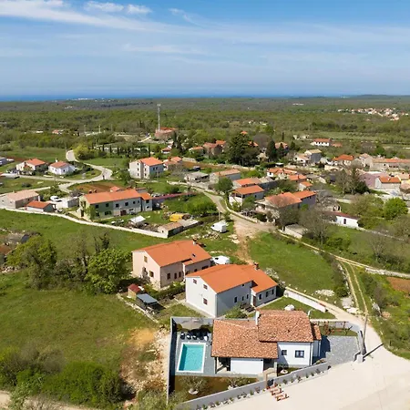 Gorgeous In With Wifi Holiday home Jursici